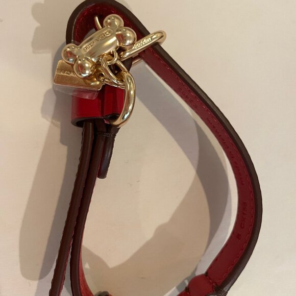 Coach Boxed Small Pet Collar Signature Canvas  black, red - Picture 8 of 16